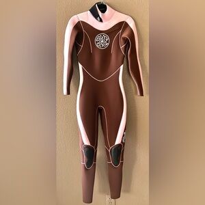 Surf Diva Wet Suit Woman’s Brown/ Pink Size: US 8
